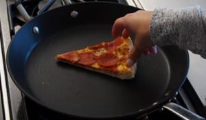 Skillet Method to Reheat The Pizza