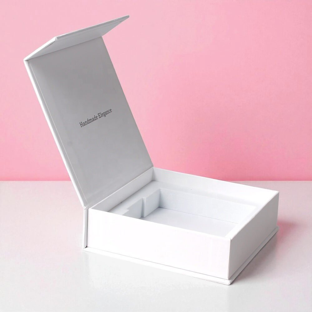 Custom Magnetic Closure Boxes