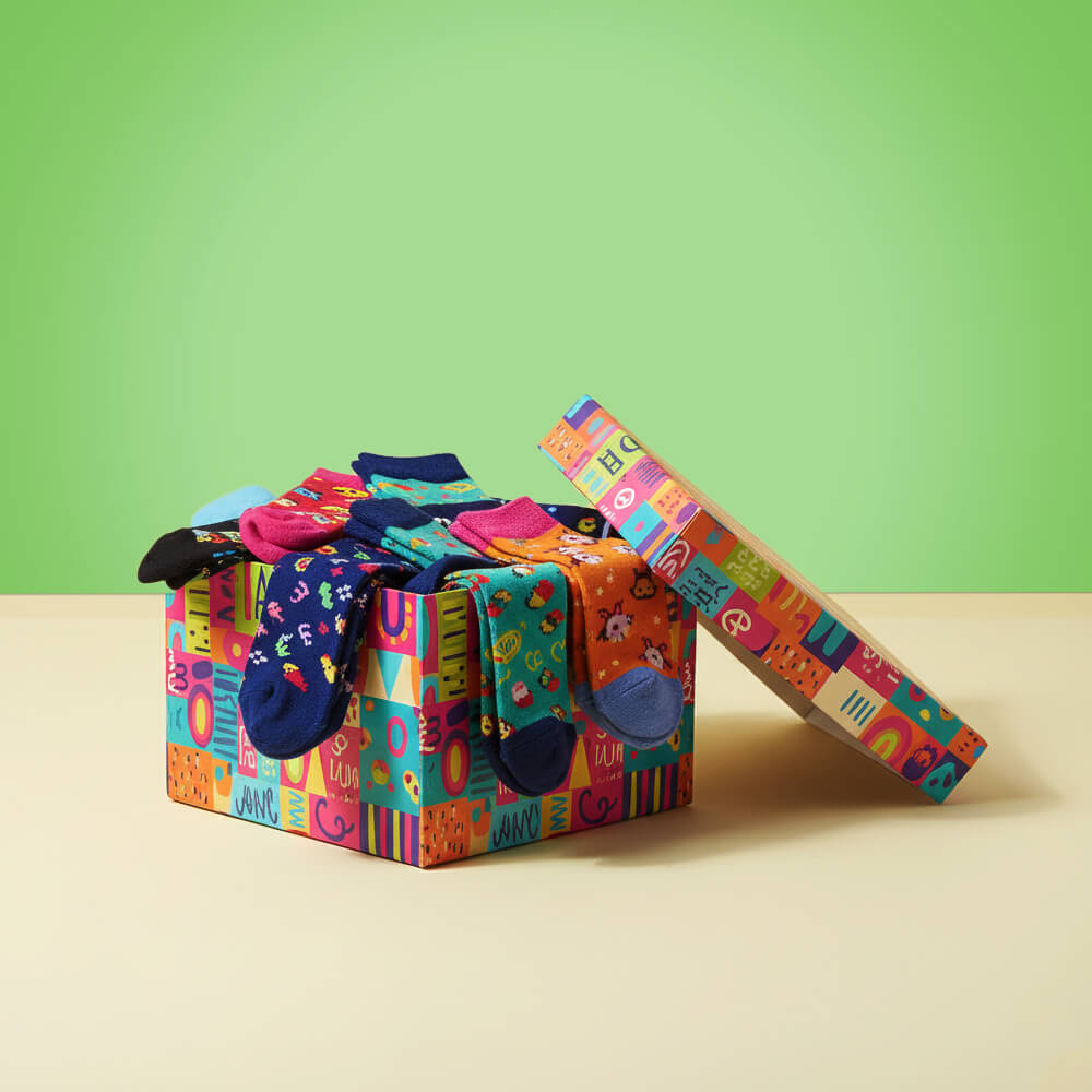 custom socks boxes bulk